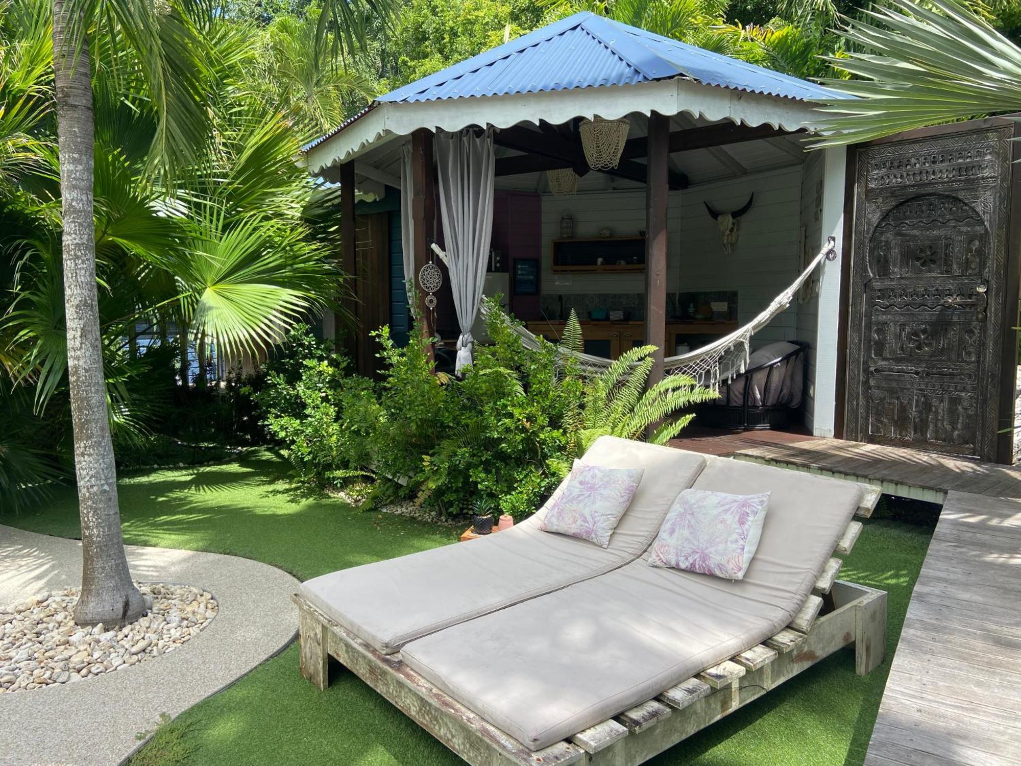 Tiki Paradise Lodge Fwi ساينت آن المظهر الخارجي الصورة