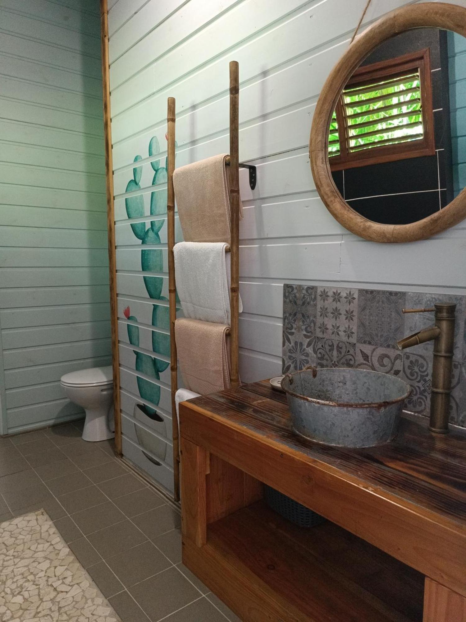 Tiki Paradise Lodge Fwi ساينت آن المظهر الخارجي الصورة